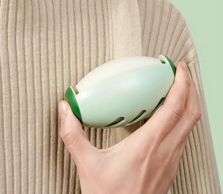 Reusable Washable Lint Roller, Mini Travel Size Lint Roller Extra Sticky Small Compact Portable Pet Lint Roller on The Go Lint Roller Ball for Clothing Sofas Hair Debris Dust Remover Tool